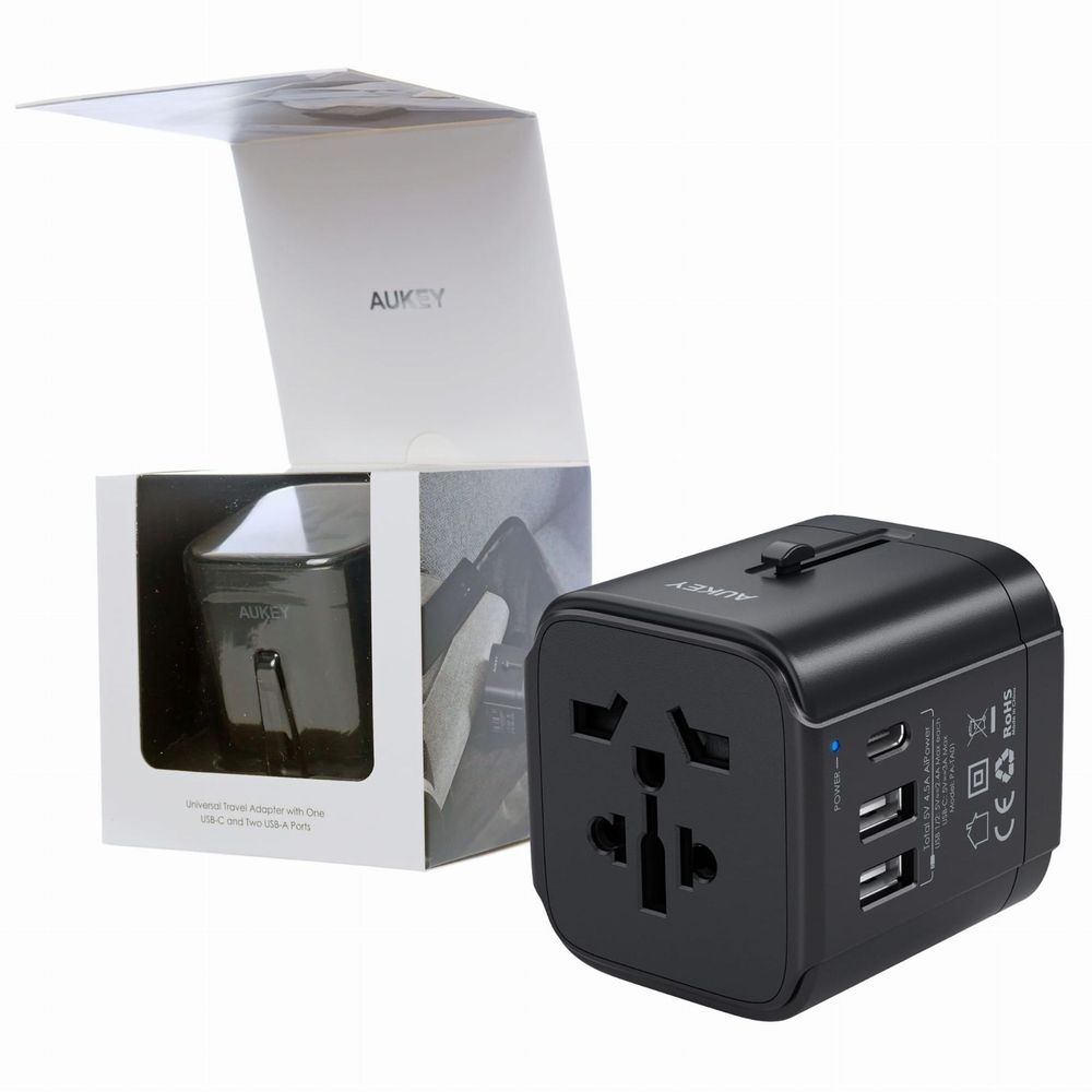 AUKEY | Podróżna Ładowarka Sieciowa Adapter USB-C USB | 150 Krajów
